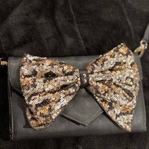 Crossbody bag - wallet type